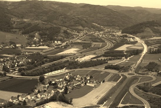 Luftbild der Querspange Ost.