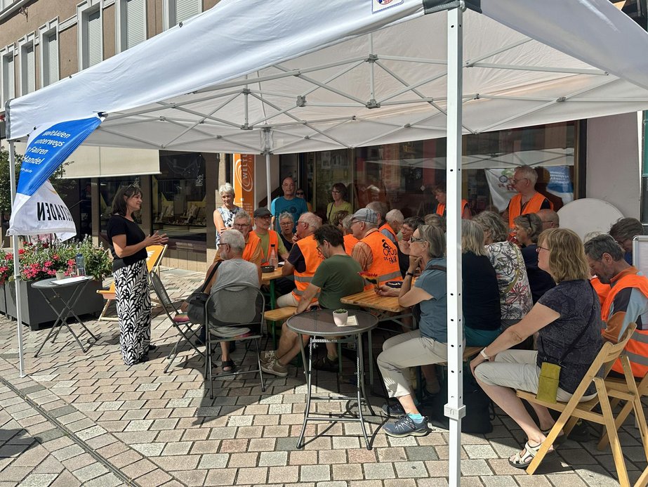 ah_260807_151659_v1.jpg